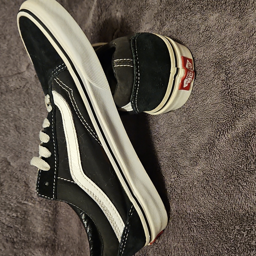 Vans Classic Black and White Low-Tops Womens Sz 6 - Picture 5 of 6